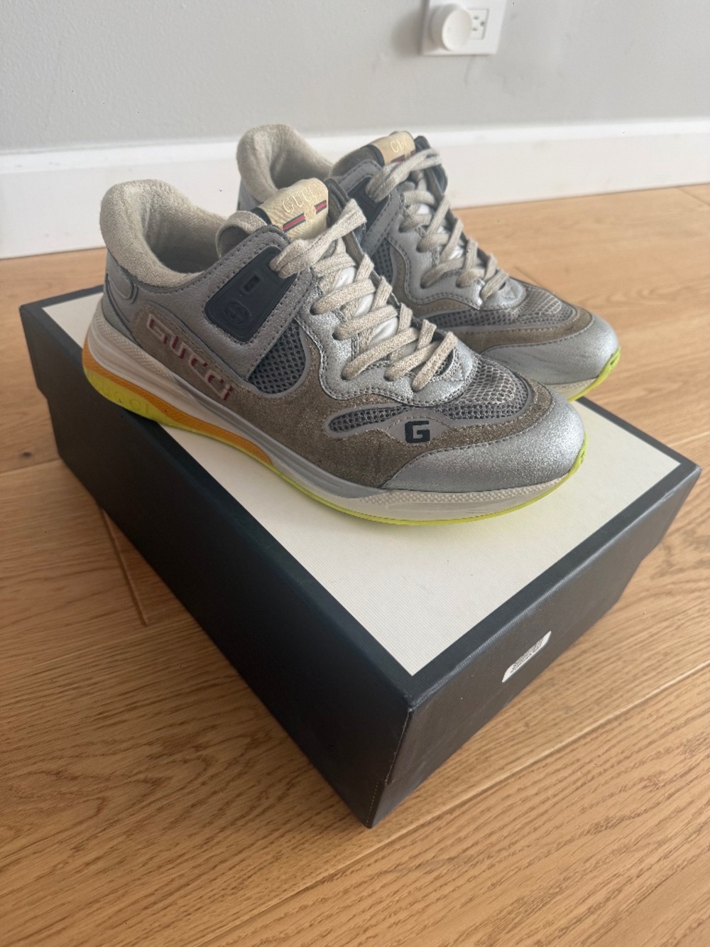 Gucci Ultrapace sneakers size 9